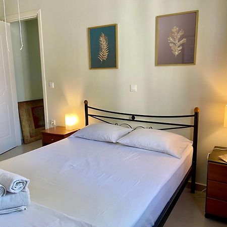 100 Meters From The Sea Apartment Xylokastro Bagian luar foto